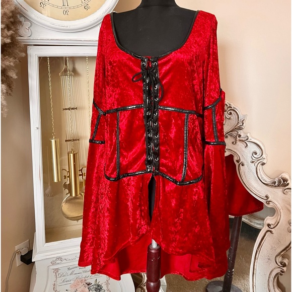 Vintage Lip Service Red Velvet Gothic Renaissance Vampire Bell Sleeve Tunic Plus - Picture 3 of 13
